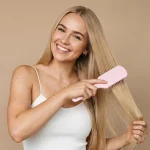 Hogyan kell ápolni a festett és szőkített hajat?