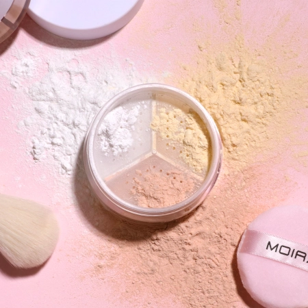 Moira - Set & Correct Loose Setting Powder - Korrigáló Púder Szett - 002 Translucent - 4,6g