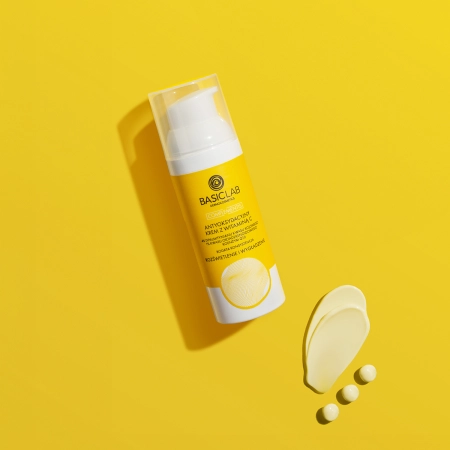 BasicLab - Világosítás és Simítás - Gazdag Állagú Antioxidáns C-vitamin Krém - 50ml
