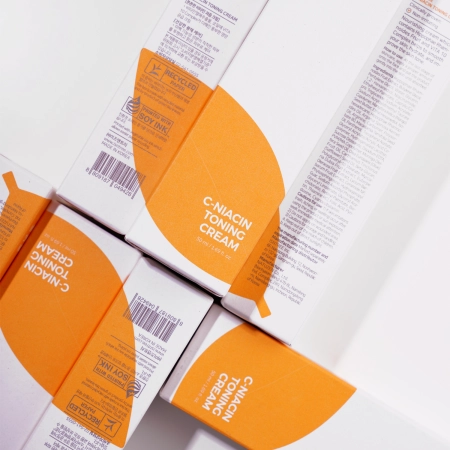 Isntree - C-Niacin Toning Cream - Világosító Arckrém - 50ml 