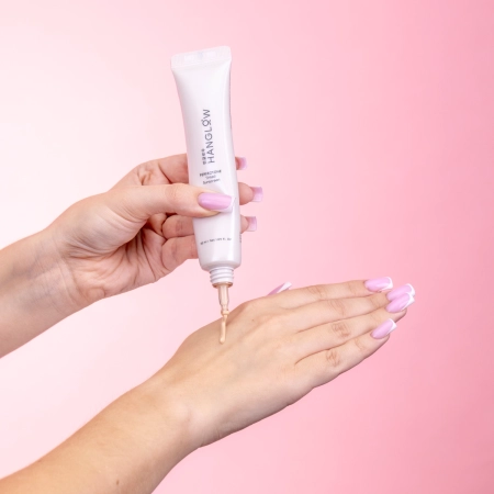 HanGlow - PerfecTone - Tinted Sunscreen SPF 50+ - Bőrkiegyenlítő Fényvédő Krém - 02 - 50 ml