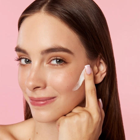 HanGlow - Glow Guard - Daily Priming Sunscreen SPF 50+ - Napi Fényvédő Krém - 50ml