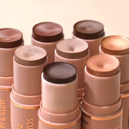 Moira - Sculpt & Glow Duo Stick - Kontúrozó Stift - 400 Glowing Up! - 6g+5,2g