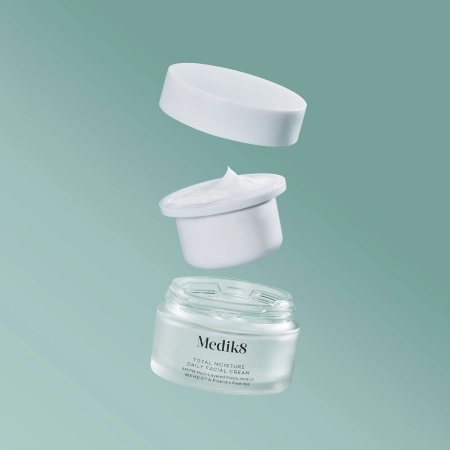 Medik8 - Total Moisture Daily Facial Cream Refill - Intenzíven Hidratáló Arckrém - Utántöltő - 50ml
