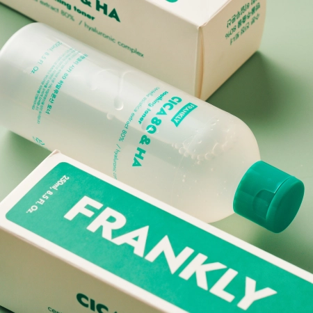 Frankly - CICA & HA Toner - Nyugtató Arctonik Centella Komplexszel - 260ml