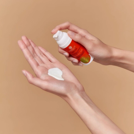BasicLab - Protecticus - Megelőzés és Antioxidáció - Könnyű Fényédő Emulzió SPF50+ PPD 52,3 - 50ml