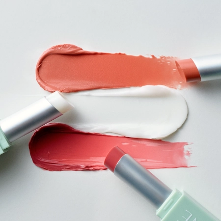 Kaine - Glow Melting Lip Balm - Hidratáló Ajakbalzsam - #Rosy Plum - 3.7g