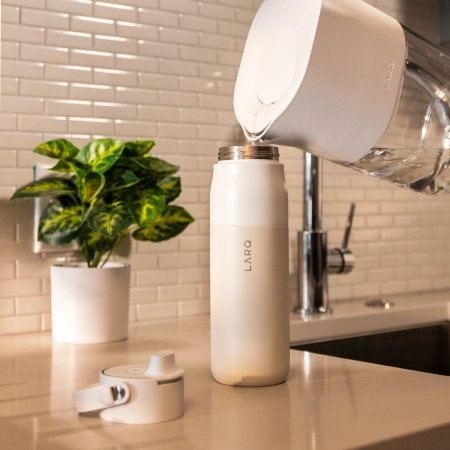 LARQ - Bottle PureVis 2 - Intelligens, Öntisztító Vízszűrő Palack, UV-C Fény - Granite White - 1L