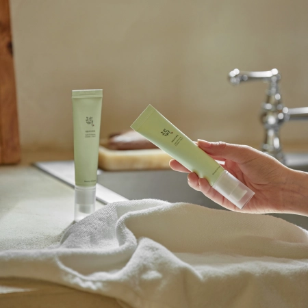 Beauty of Joseon - Light On Serum - Centella + Vita C - 30ml