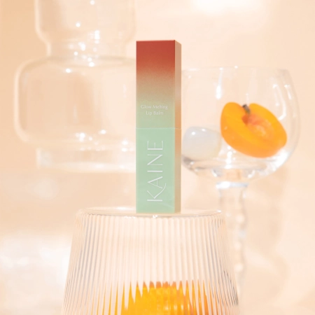 Kaine - Glow Melting Lip Balm - Hidratáló Ajakbalzsam - #Warm Apricot - 3.7g