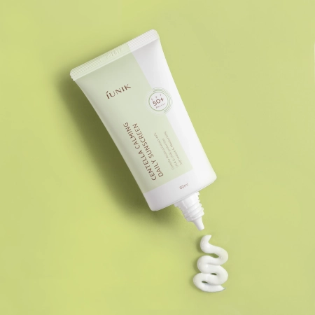 iUNIK - Centella Calming Daily Sunscreen SPF 50+ PA++++ - Fényvédő Krém - 60ml