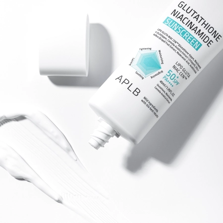APLB - Glutathione Niacinamide Sunscreen SPF50+ PA++++ - Világosító Arckrém UV-szűrőkkel - 40ml