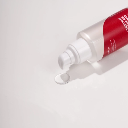 Isntree - Chestnut AHA 8% Clear Essence - Arcesszencia Tejsavval és Glikolsavval - 100ml