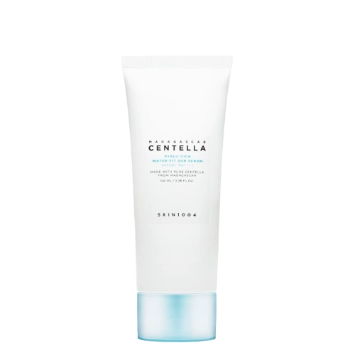 SKIN1004 - Madagascar Centella Hyalu-Cica Water-Fit Sun Serum SPF50+ PA++++ - Hidratáló Fényvédő Krém - 100ml